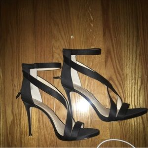 Vince Camuto classy heels